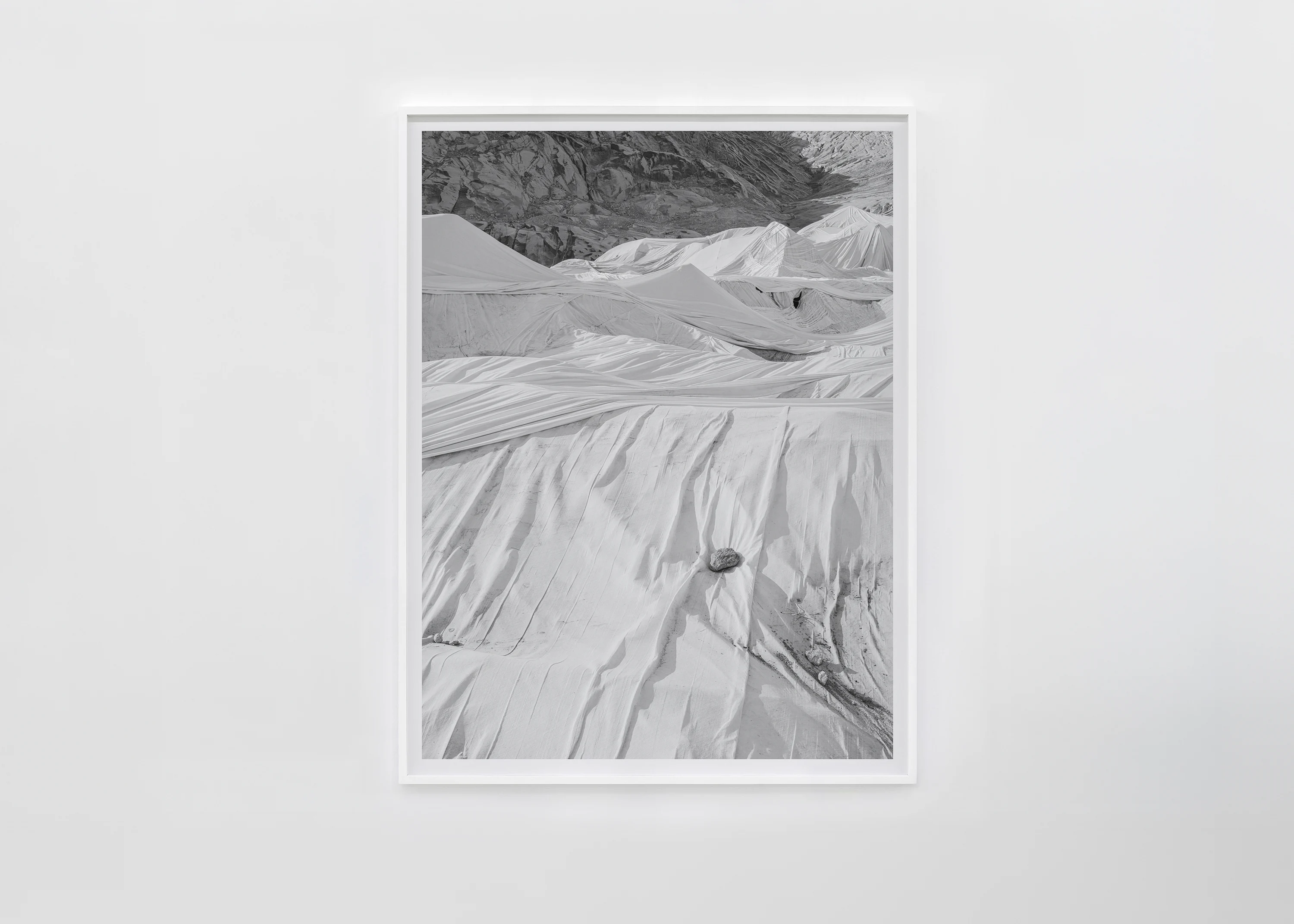 Veil & Weight - framed- Martin Schgaguler Martin Schgaguler – Photographs and Thoughts